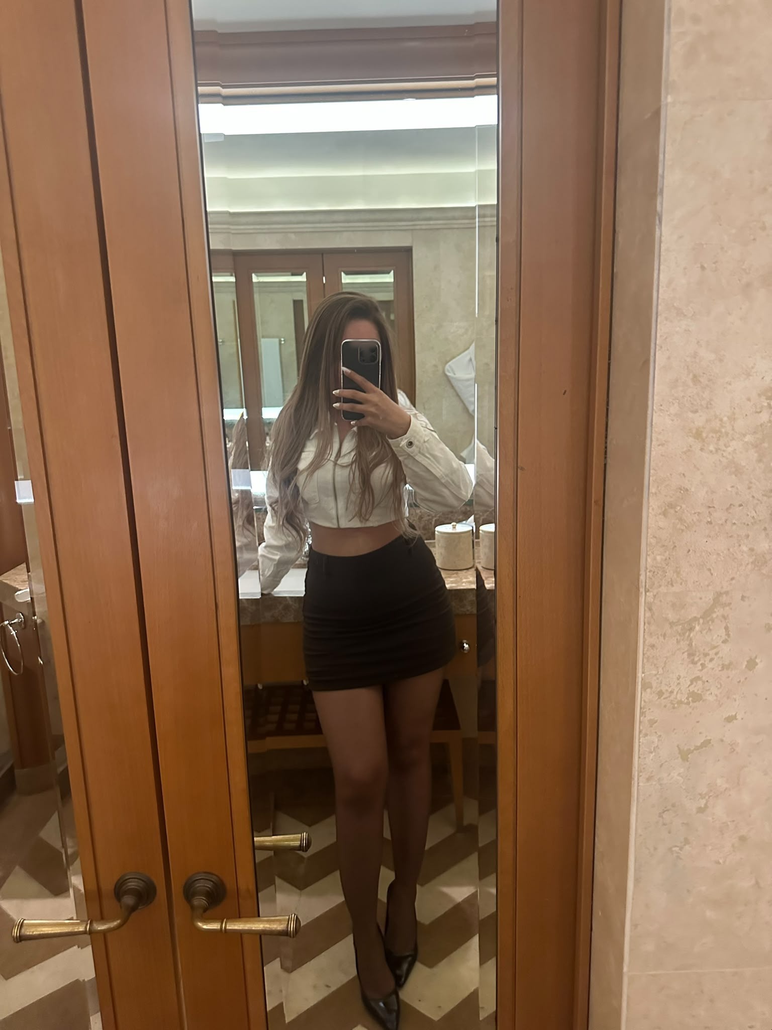 Aylin — İstanbul, Küçükçekmece — 1/7