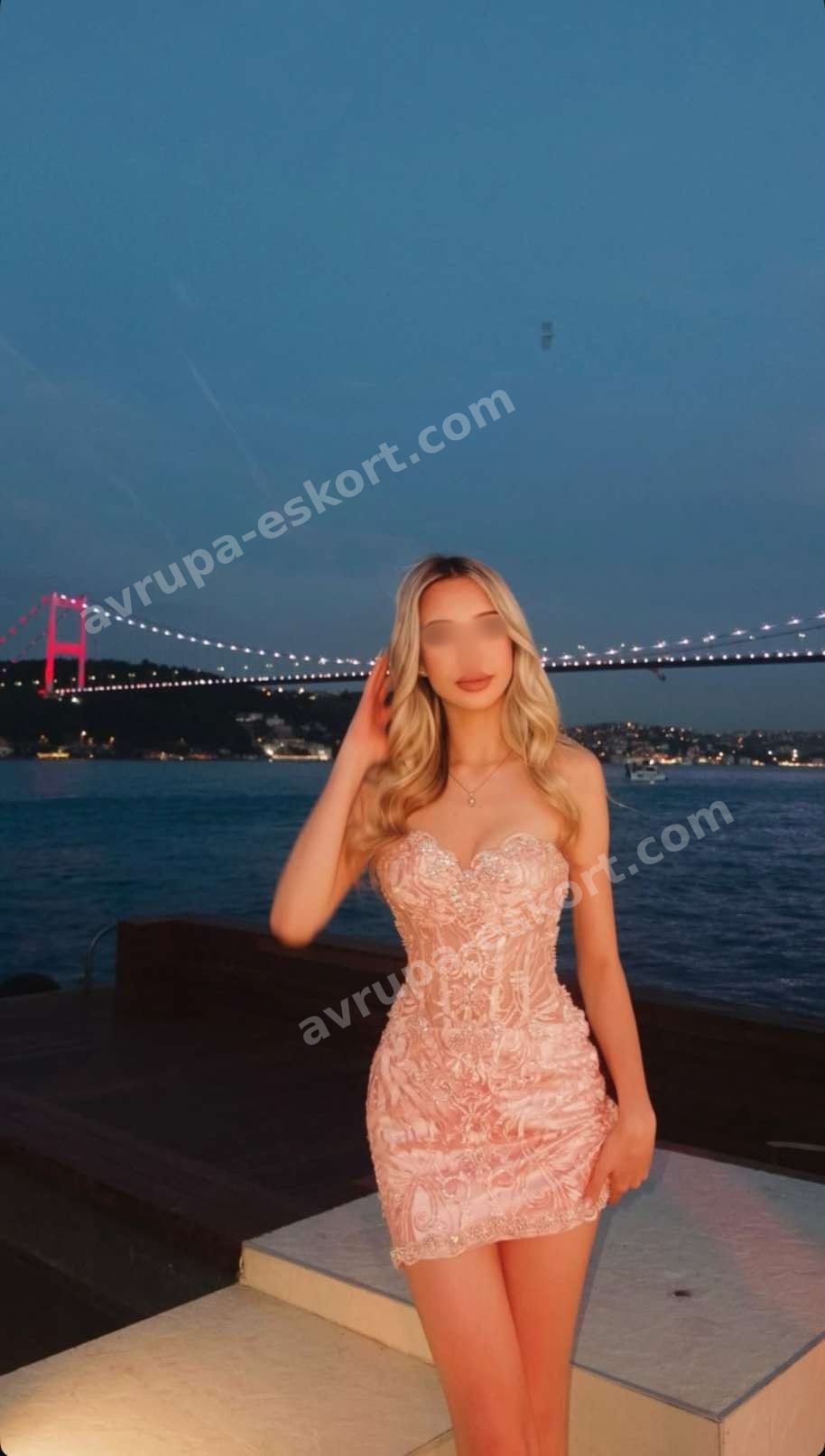 Sevgi — İstanbul, Ataşehir escort 2